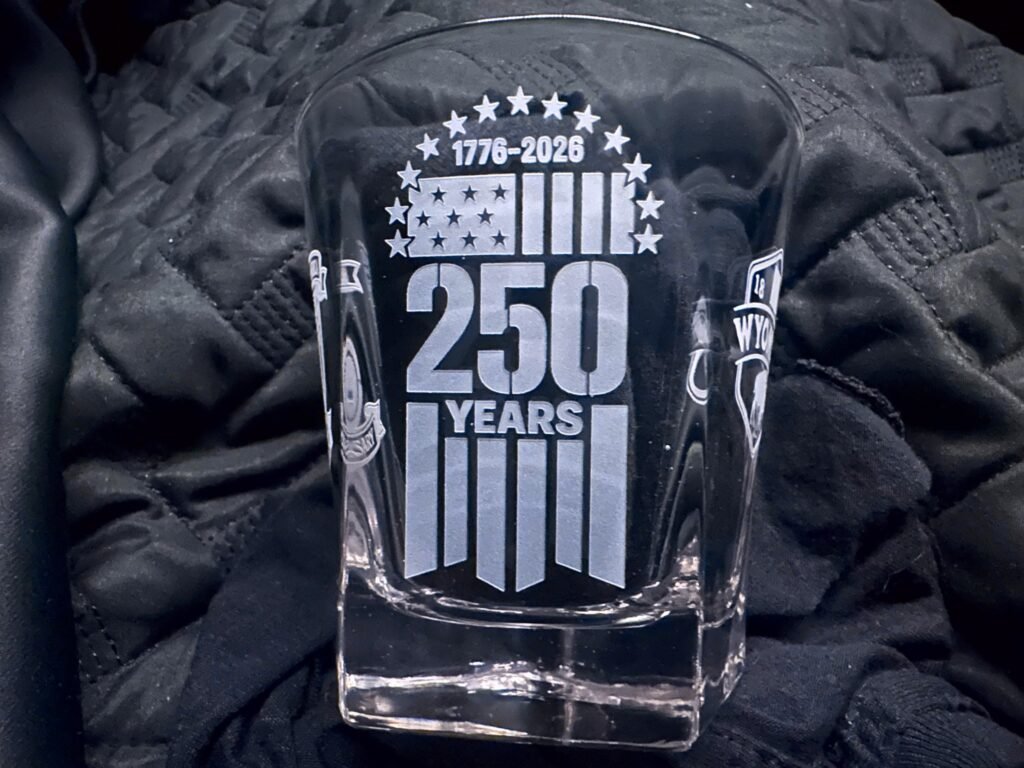 250 Stars and Stripes rocks glass, second view